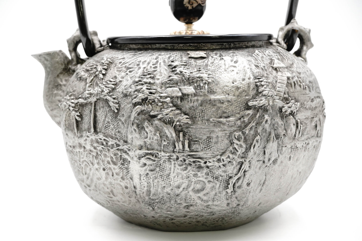 "Kibundo copy Eight Views of the Ancient City: Iron Sand Kettle"""