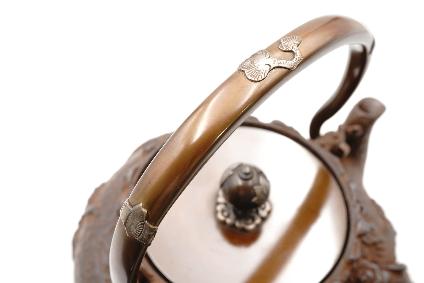 Kibundo copy Treasure bag shaped iron kettle with cloud dragon pattern