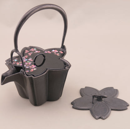 燗鍋　桜　黒漆 桜