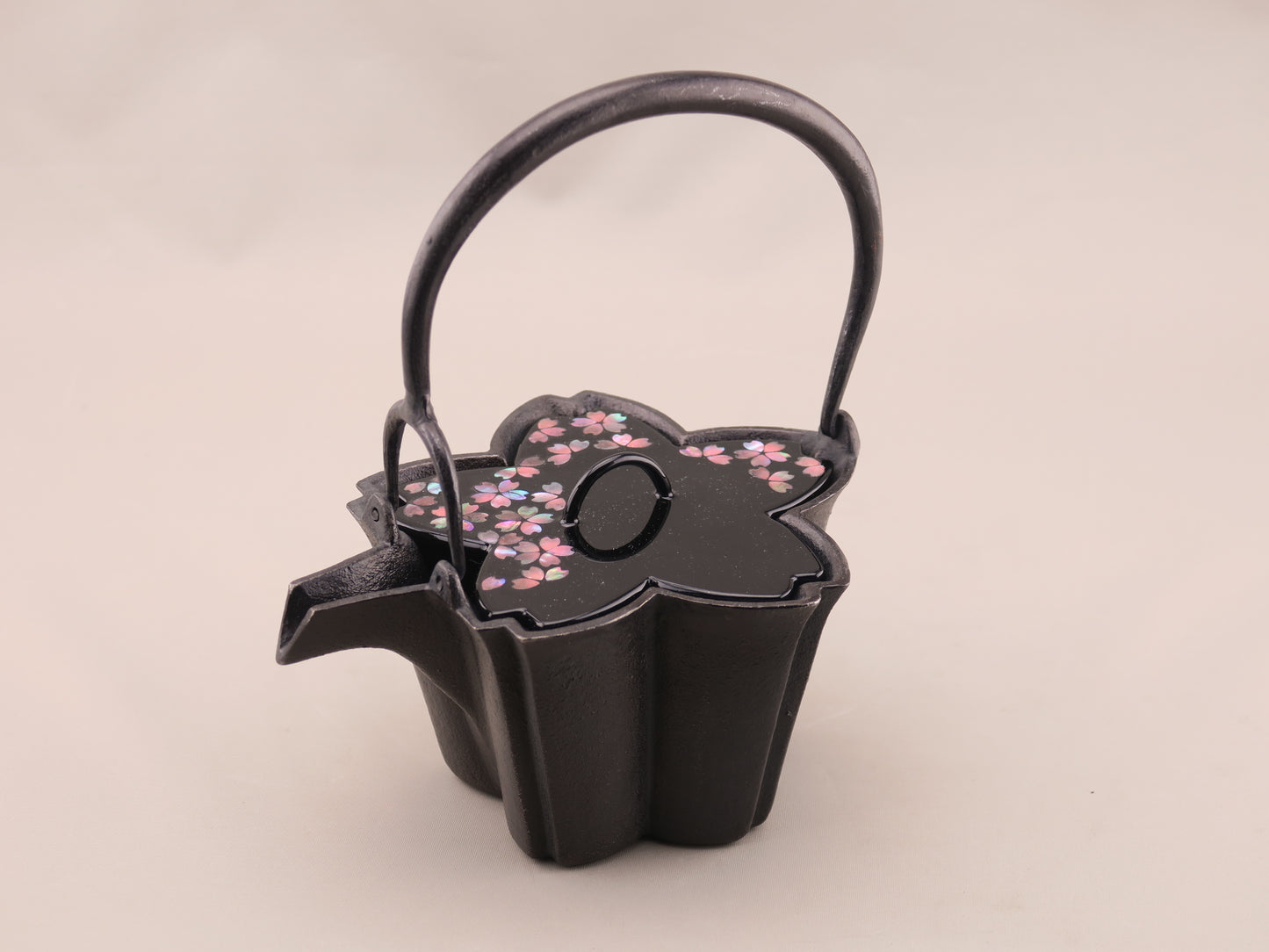 燗鍋　桜　黒漆 桜