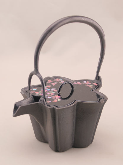 燗鍋　桜　黒漆 桜