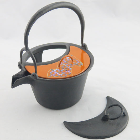 燗鍋　三日月　橙漆　流水七宝