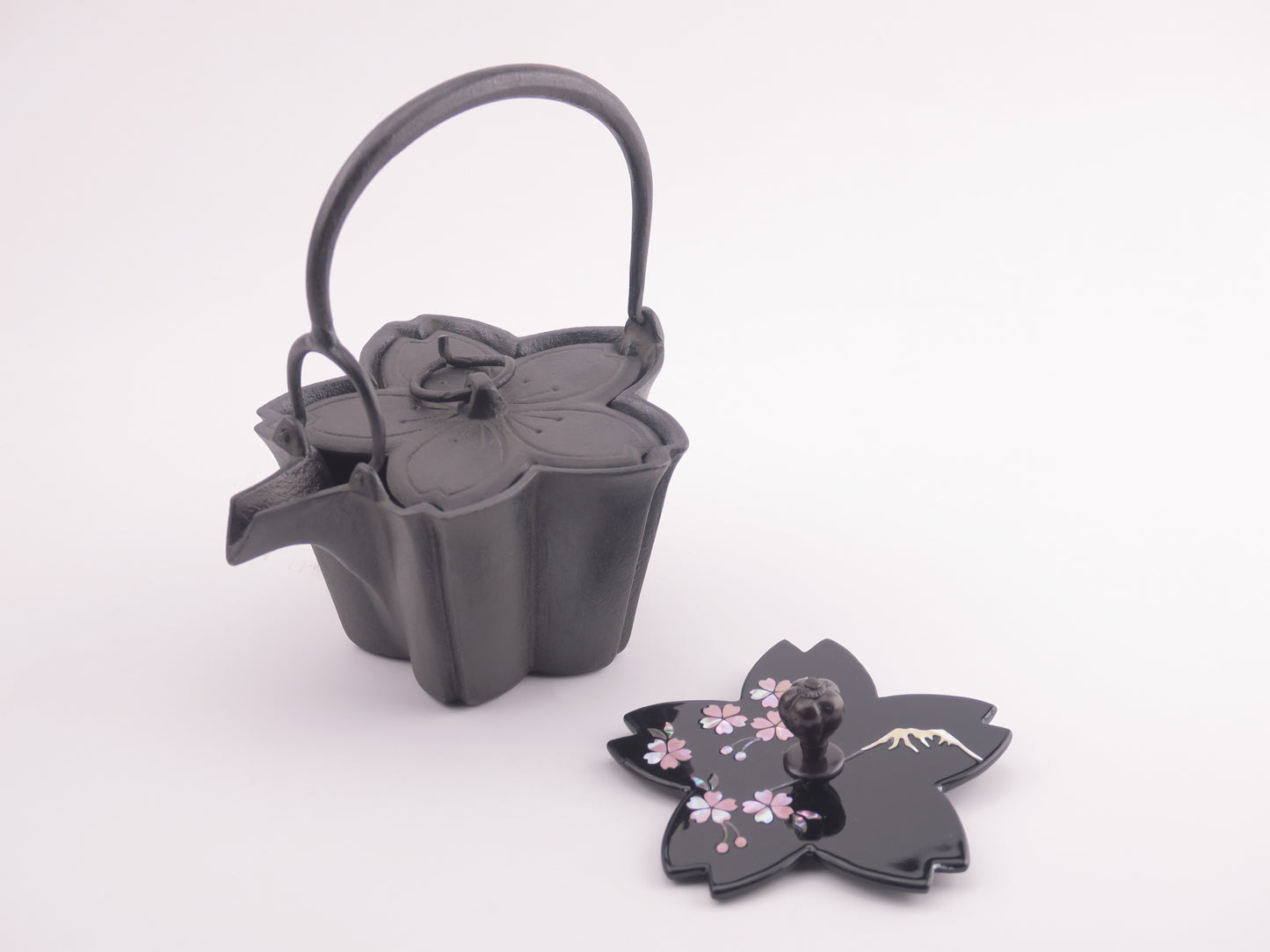 燗鍋  桜　黒漆 富士桜