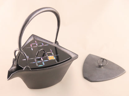 燗鍋　三角　黒漆 七宝