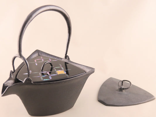 燗鍋　三角　黒漆 七宝