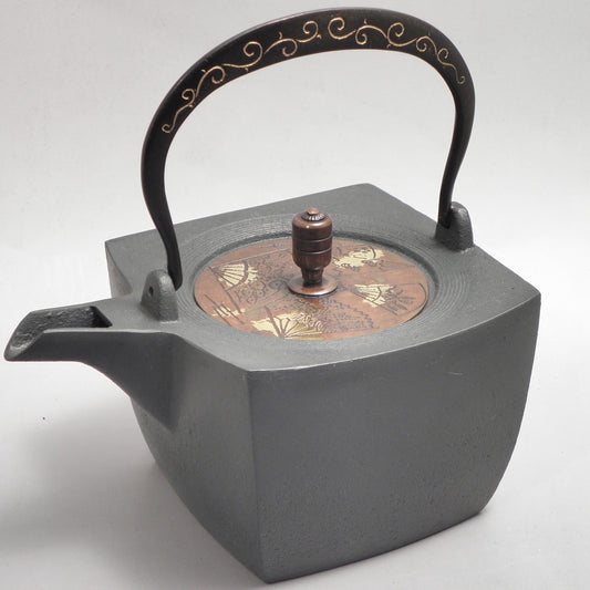 小鉄瓶 四方 D-1扇面 弦 黒唐草(赤唐草）