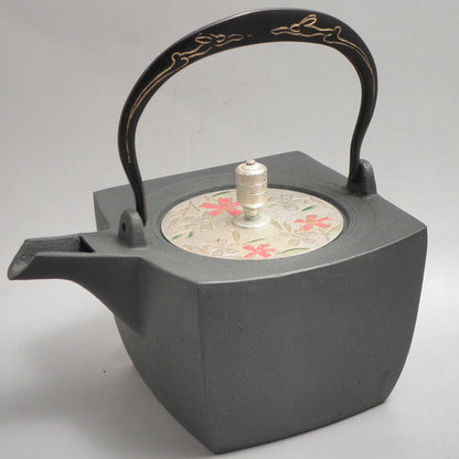 四方 蓋 撫子 弦 黒兎 (朱兎)