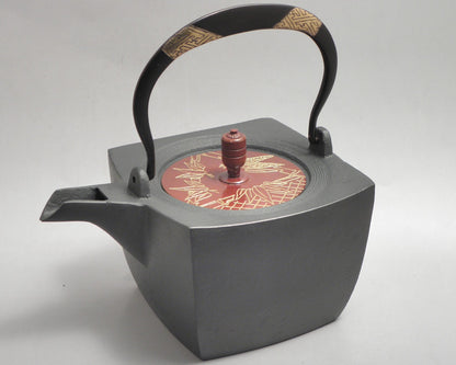 小鉄瓶　四方 D-2竹 弦 黒紗綾（赤紗綾）