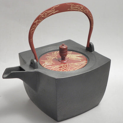 小鉄瓶　四方 D-2竹 弦 黒龍（赤龍）