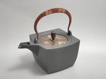 小鉄瓶 四方 D-1扇面 弦 黒菊桐 (赤菊桐）