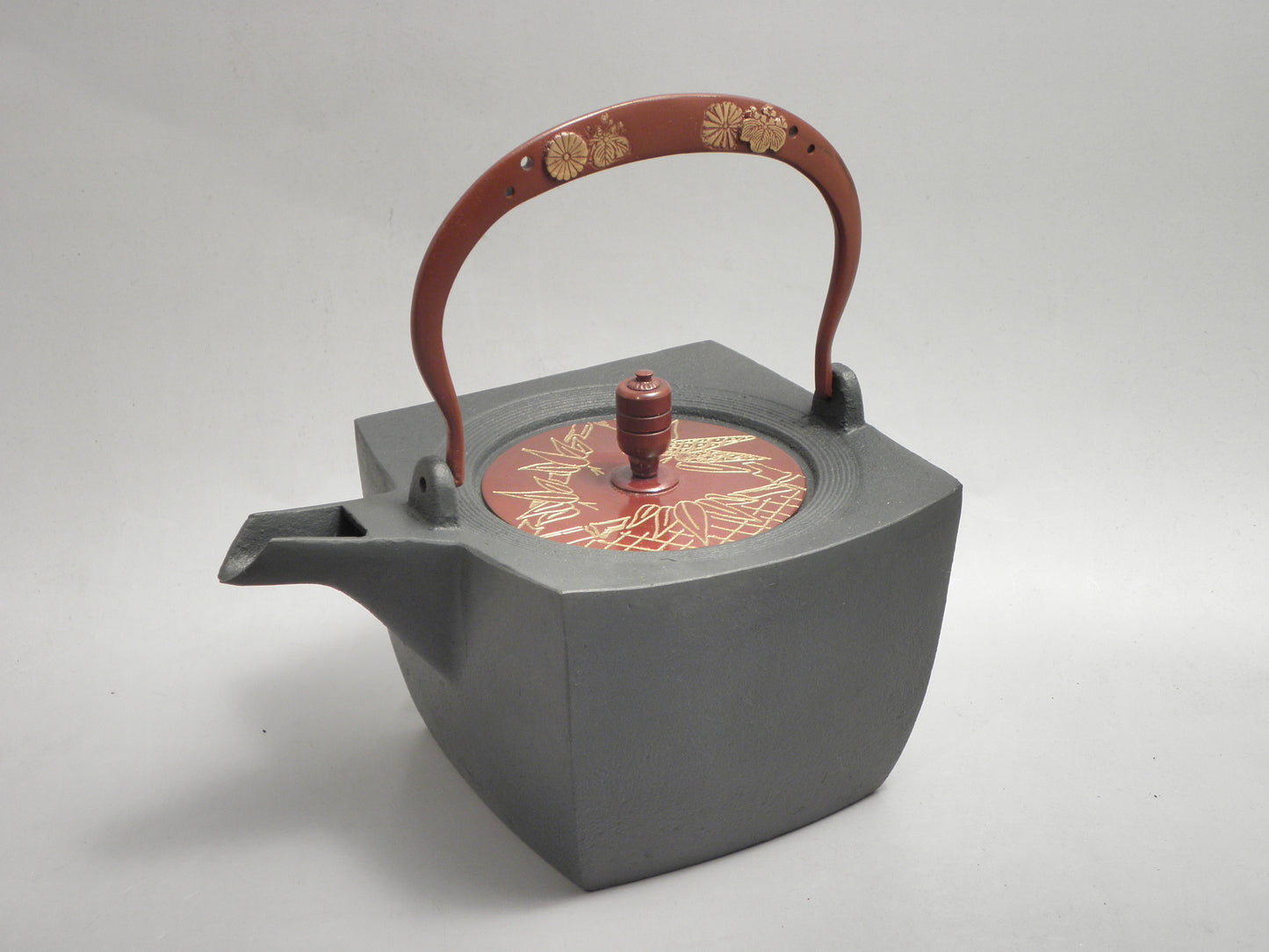 小鉄瓶　四方 D-2竹 弦 黒菊桐