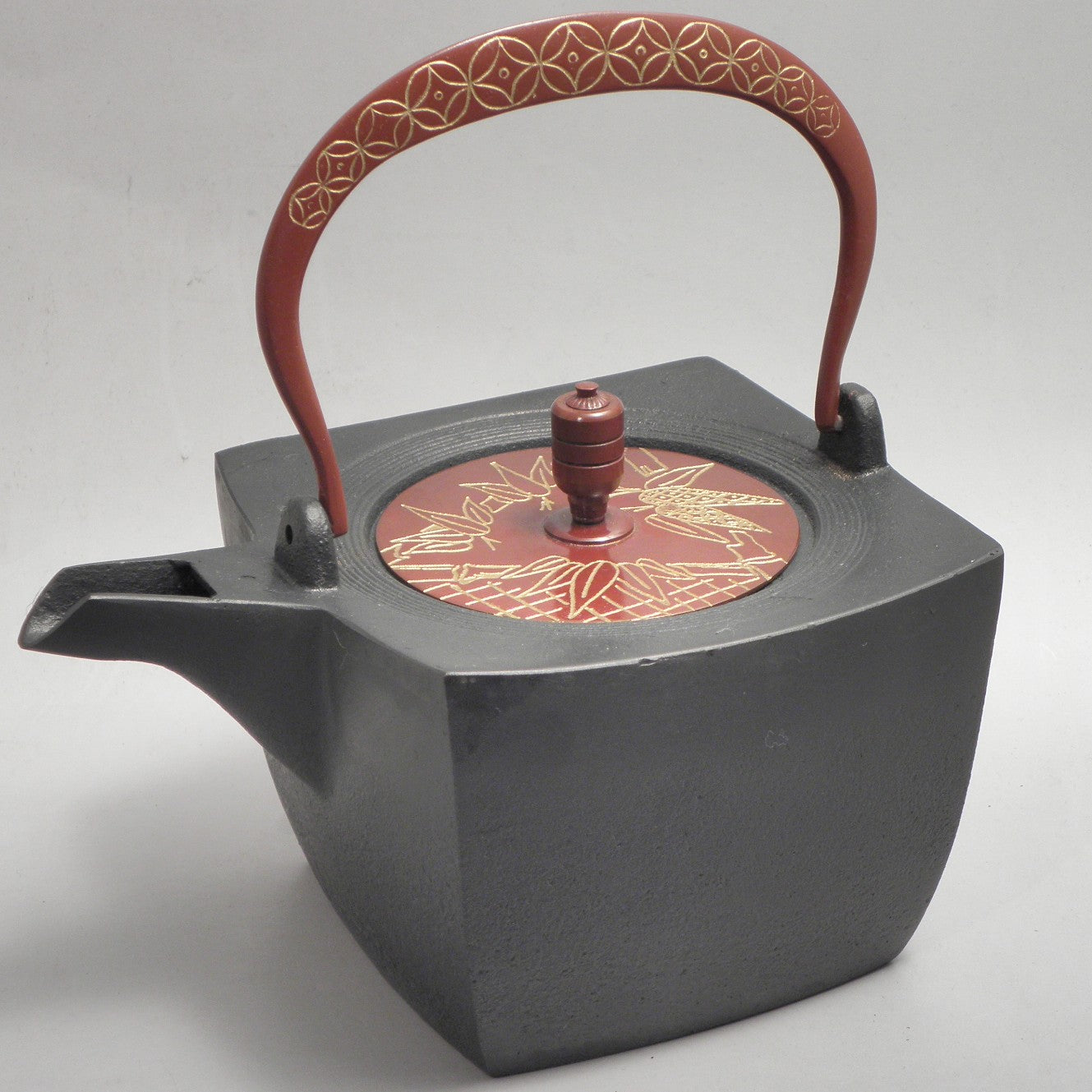 小鉄瓶　四方 D-2竹 弦 黒七宝（赤七宝）
