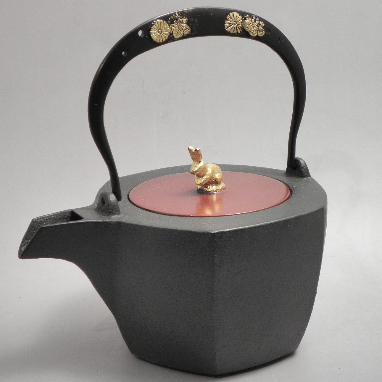 六角 D-23うさぎ摘 弦  黒菊桐 (朱菊桐)